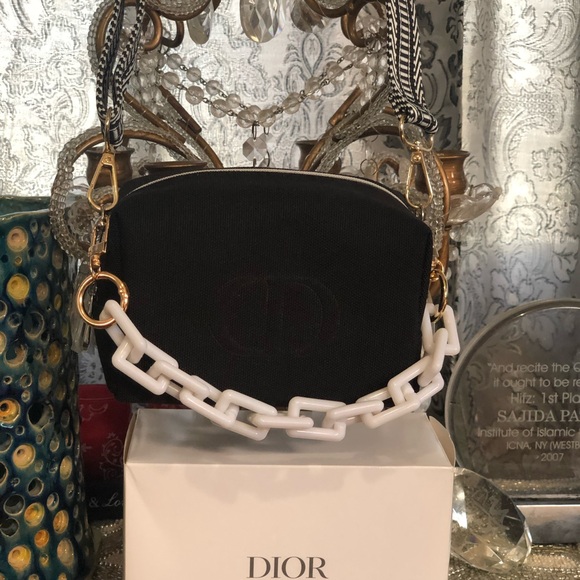 Dior cosmetics bag in to crossbody bag